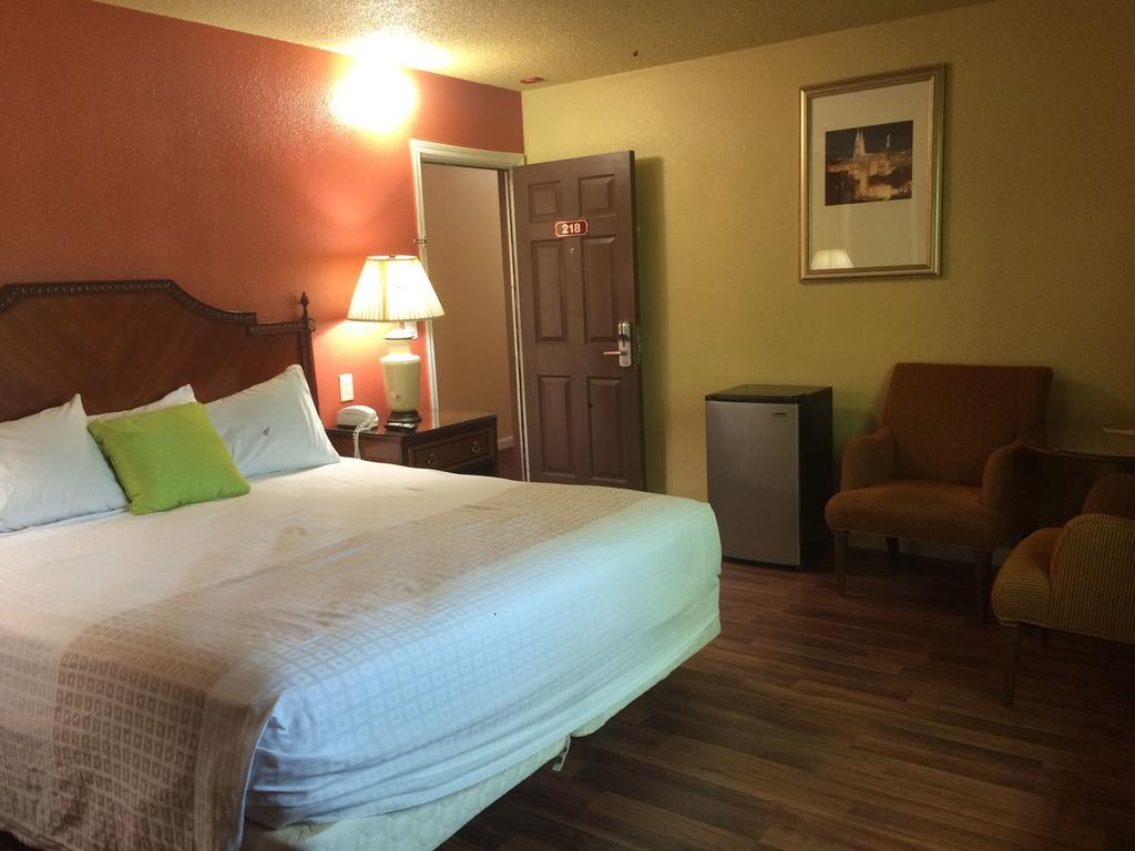 Sundial Lodge Redding Rom bilde