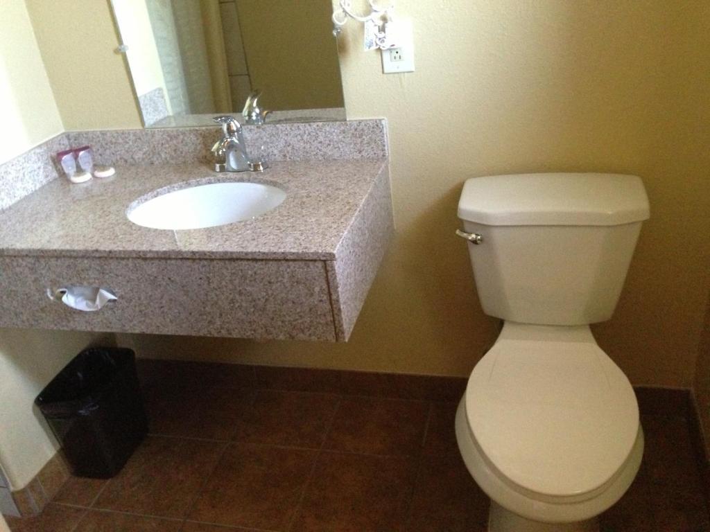 Sundial Lodge Redding Rom bilde